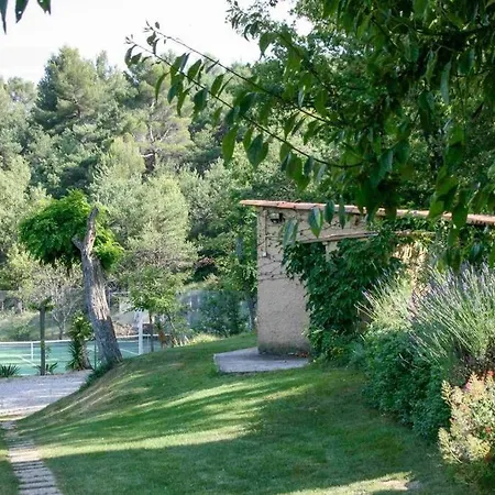 Le Petit Jas Holiday home *